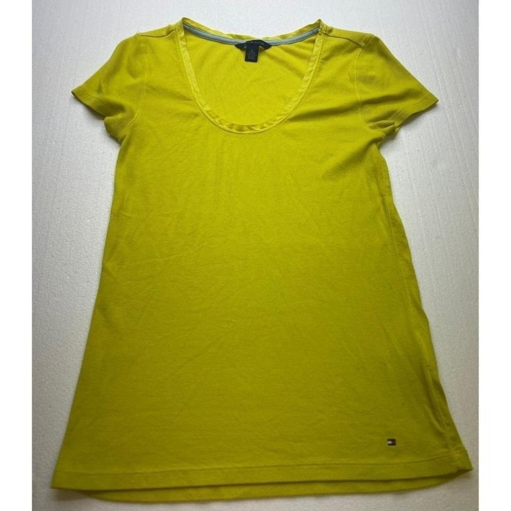 Tommy Hilfiger Women's Short Sleeve Scoop Neck Tunic Top Tee Chartreuse Green